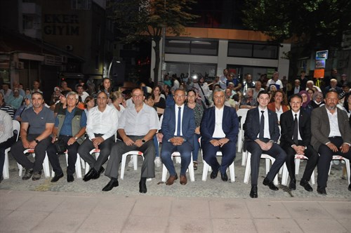 15 Temmuz Şehitlerini Anma ,Demokrasi ve Milli Birlik Günü Programı Gerçekleştirildi.
